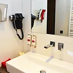 Rotes Einhorn **** 호텔 Düren - Eifel