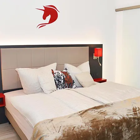 Rotes Einhorn **** 4* Duren